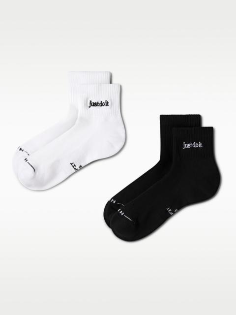 Nike Nike Everyday Elevated Ankle Socks (2 Pairs)