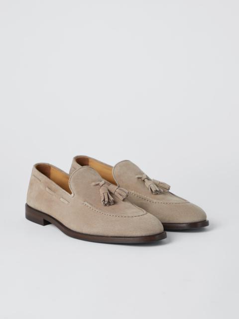 Suede loafers with tassels