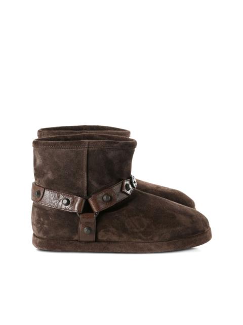 Alaska buckle-strap boots