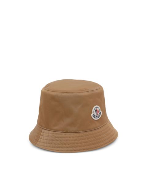 Moncler reversible logo-patch bucket hat