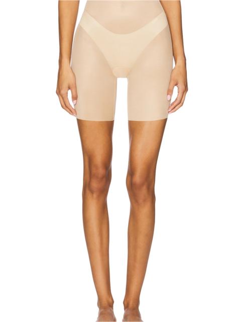 commando Featherlight Control Short