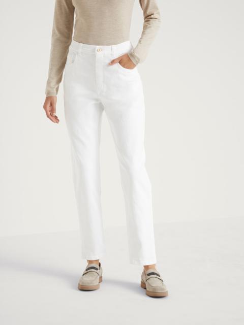 Garment-dyed comfort denim baggy trousers with shiny tab