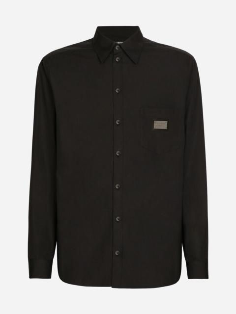 Cotton Martini-fit shirt with branded tag