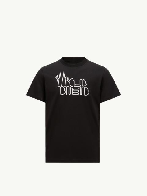 Moncler Curved Logo Cotton T-Shirt