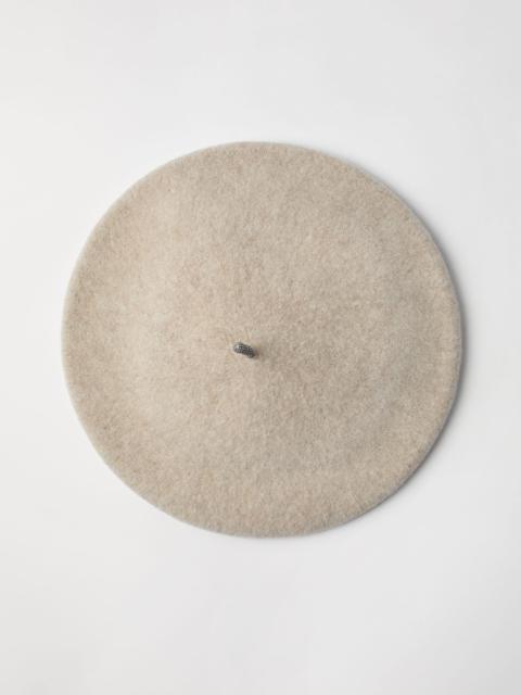 Wool beret with Precious detail