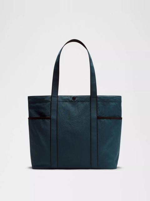 lululemon Daily Multi-Pocket Tote Bag 20L