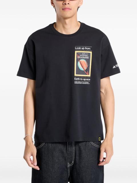 adidas graphic-print T-shirt