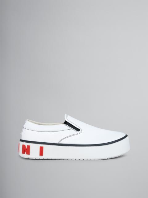 WHITE LEATHER SLIP-ON SNEAKER WITH MAXI LOGO