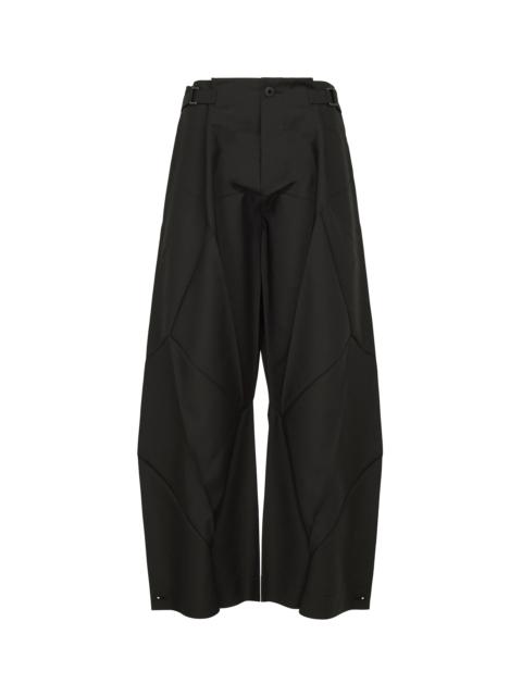 132 5. ISSEY MIYAKE F-BT