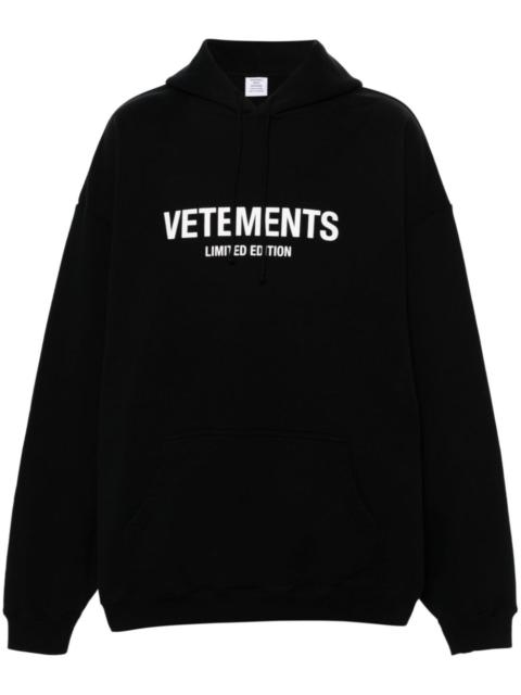 VETEMENTS logo-print hoodie