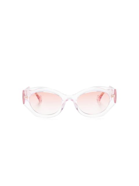 GUCCI cat-eye sunglasses