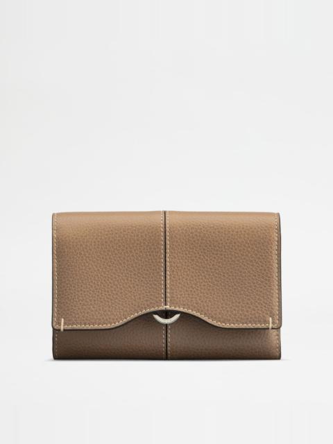 Tod's WALLET IN LEATHER - BEIGE
