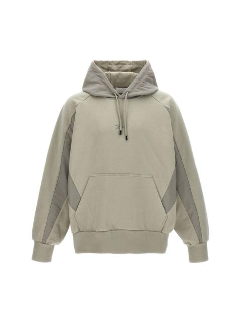 Reebok logo-embroidered hoodie