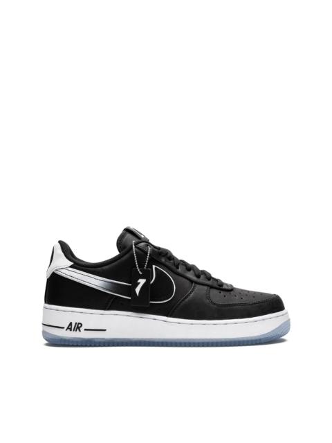 x Colin Kaepernick Air Force 1 '07 QS sneakers