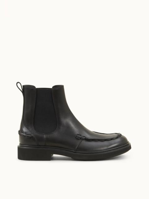Tod's CLINT ANKLE BOOTS IN LEATHER - BLACK