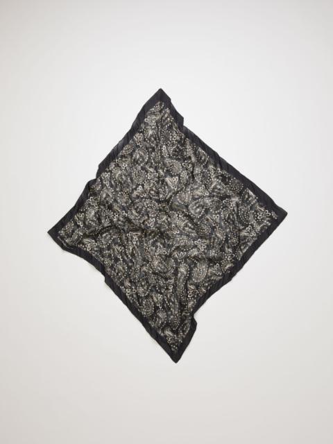 Crinkled cotton-blend bandana black