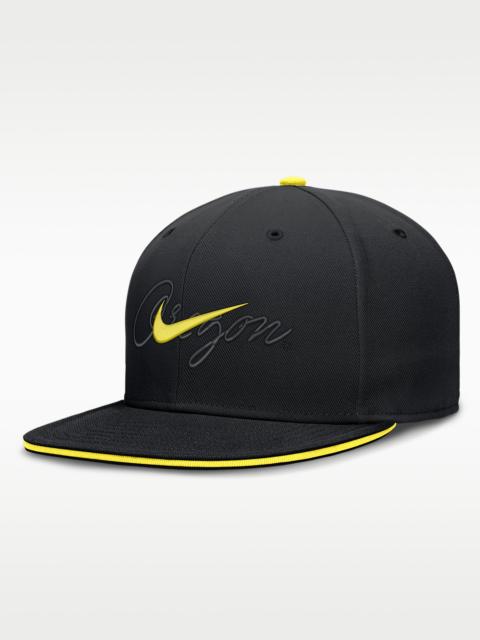Nike Oregon Pro Men's Nike Dri-FIT College Fitted Hat
