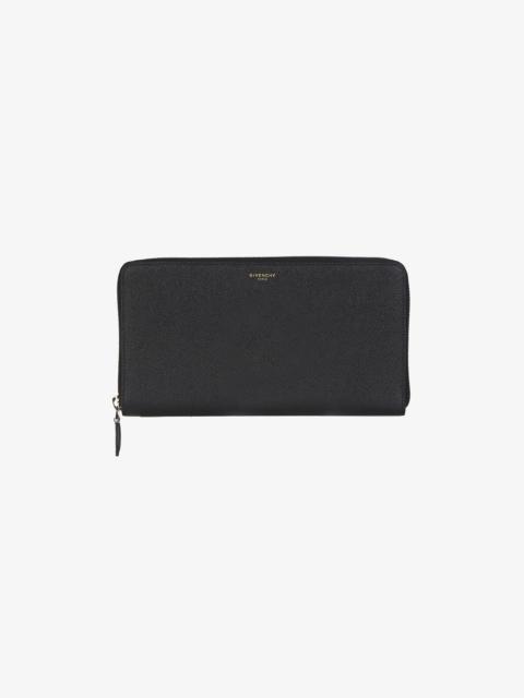 Givenchy Long zipped wallet in grained leather
