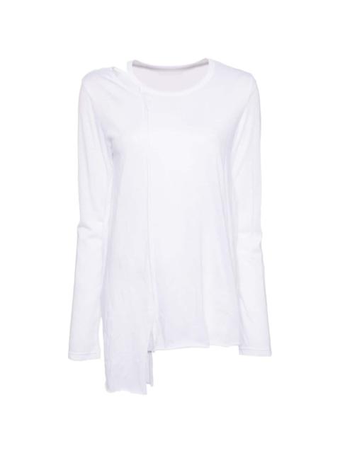 asymmetric T-shirt