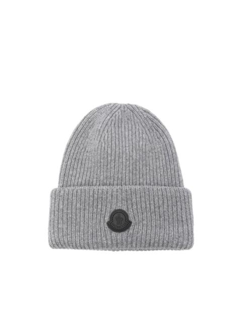 Moncler ribbed logo-patch beanie hat