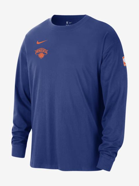 New York Knicks Courtside Nike Men's NBA Long-Sleeve Max90 T-Shirt