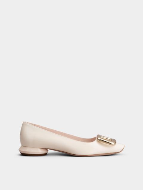 Roger Vivier Viv' Choc Metal Buckle Ballerinas in Patent Leather