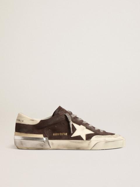 Super-Star in gray suede with ecru nappa star and heel tab