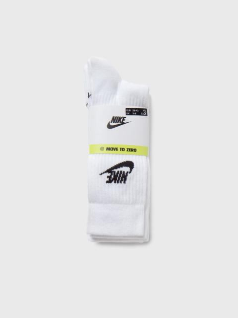 Nike Everyday Essential Crew Socks (3 Pairs)