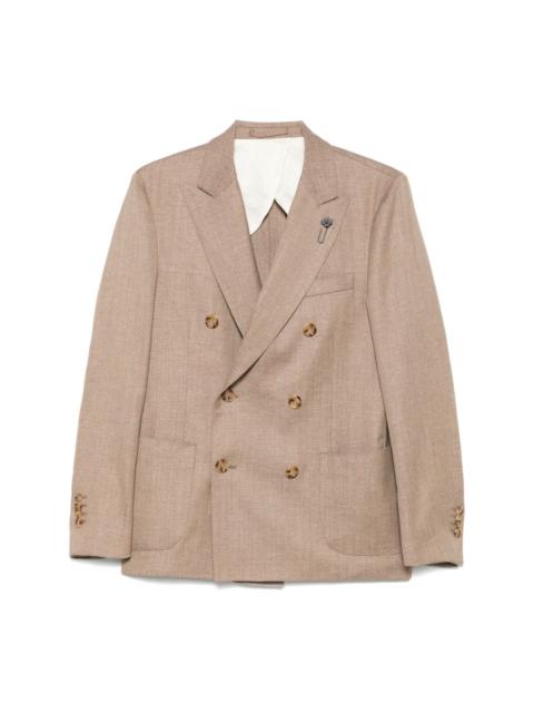 brooch-detail blazer