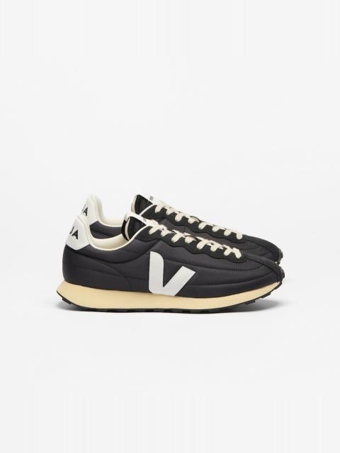 VEJA BELEM NOLYN BLACK WHITE