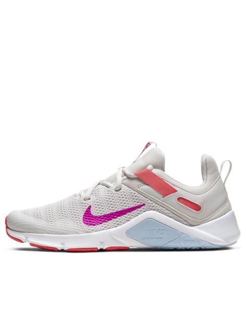 (WMNS) Nike Legend Essential 'Vast Grey Fire Pink' CD0212-005