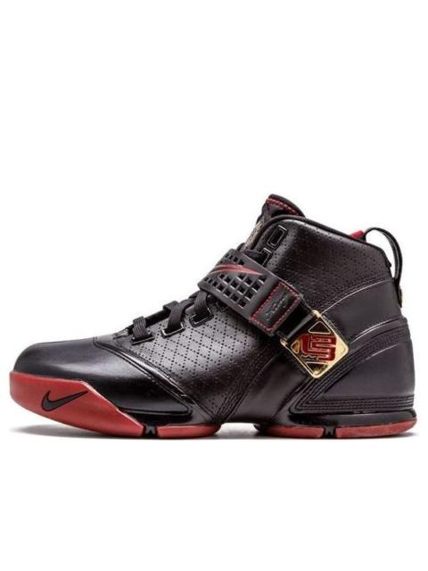 Nike Nike Zoom LeBron 5 'Black Varsity Crimson' 317253-001