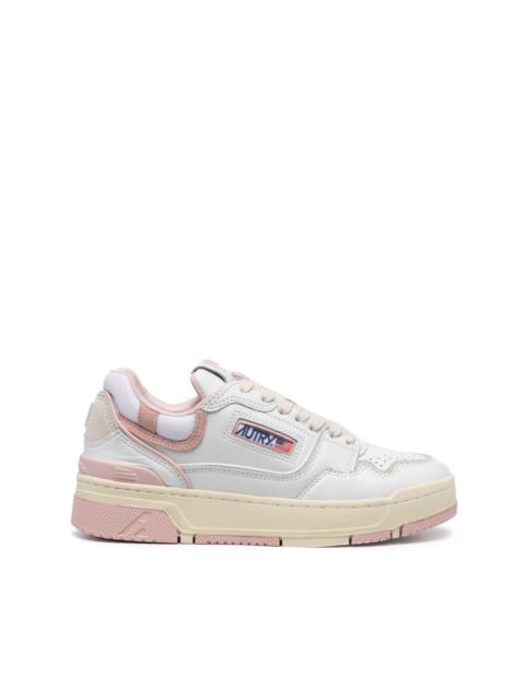 logo-embellished side panels leather sneakers