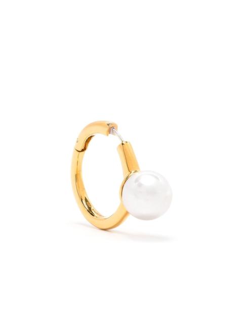 pearl-embellished single earring