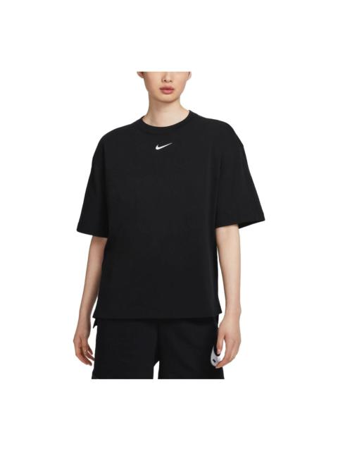 (WMNS) Nike Sportswear Swoosh Oversized T-shirt Asia Sizing 'Black White' HJ3947-010