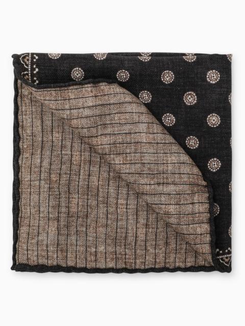 Silk scarf with black/cigar pattern