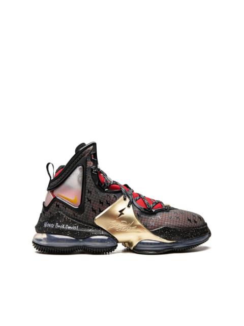 LeBron 19 "Doernbecher 2022" sneakers