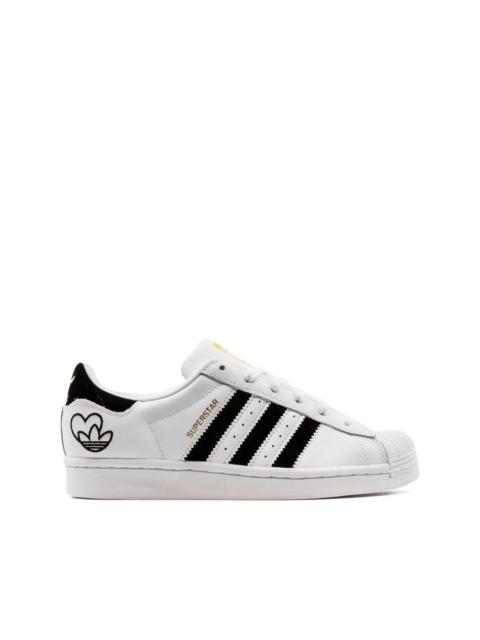 adidas Superstar low-top sneakers