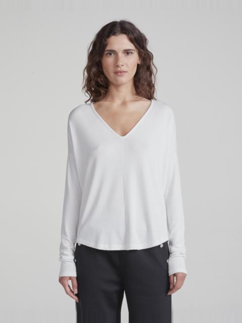The Knit Vee Long Sleeve
Relaxed Fit