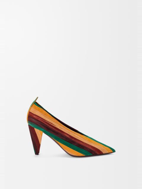 Loewe Origami Cubic pump in skived leather