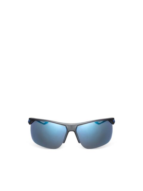 Nike logo-detail sunglasses