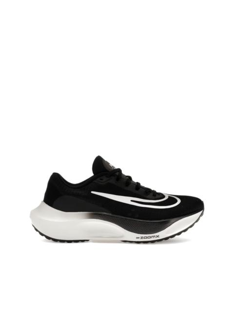 Nike zoom fly 5 trainers