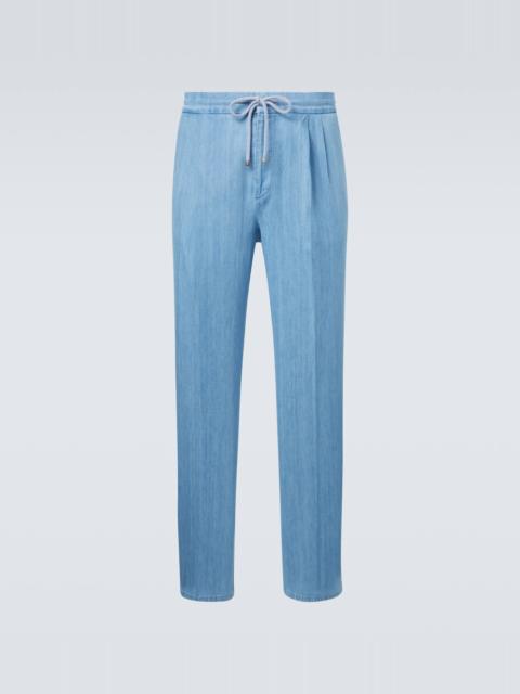 Pleated straight jeans
