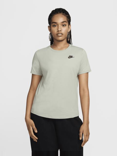 Women's Nike Sportswear Club Essentials T-Shirt