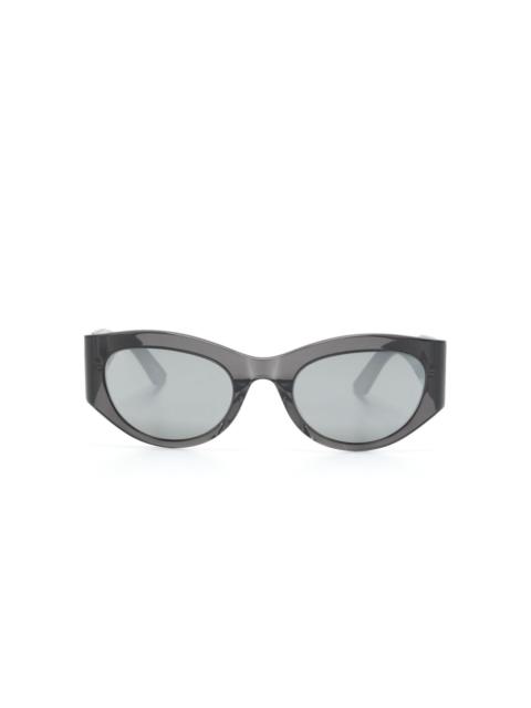 oval-frame sunglasses