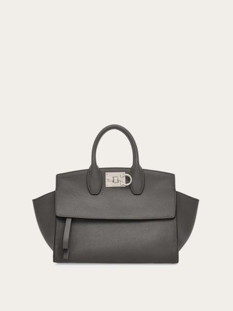FERRAGAMO Ferragamo Studio Soft bag (M)