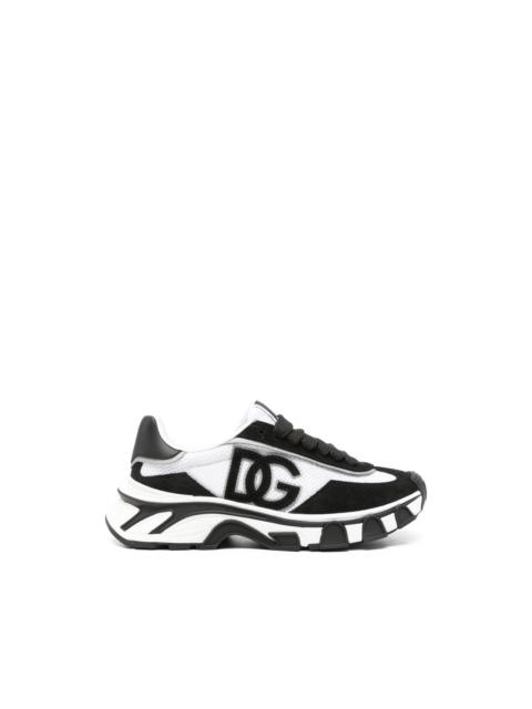 Dolce & Gabbana logo-patch sneakers