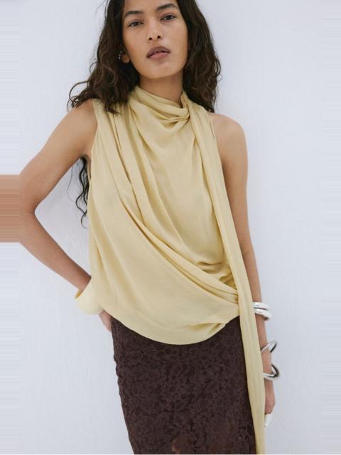De La Vali MENORCA TOP IN ANTIQUE YELLOW VISCOSE GEORGETTE