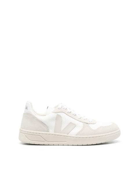 VEJA low-top lace-up sneakers