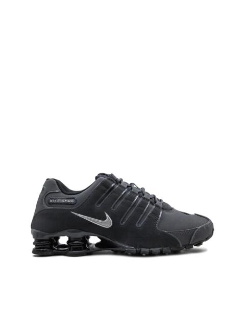 Nike Shox NZ low-top sneakers